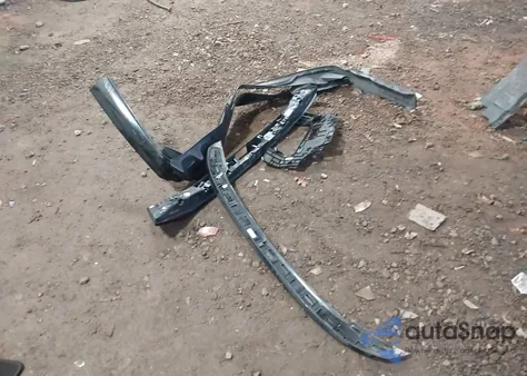 2024 Honda Accord Hybrid Sport-L z USA, uszkodzony, nr VIN 1HGCY2F75RA017990